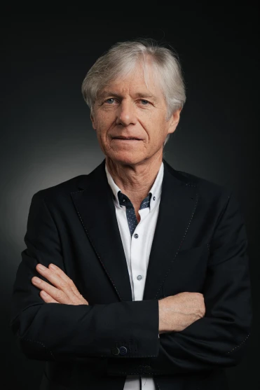 Dr. Alfred Schmidt